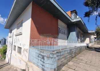 Casa com 224m², 3 dormitórios, 1 vaga, no bairro Lourdes em Caxias do Sul para Alugar ou Comprar