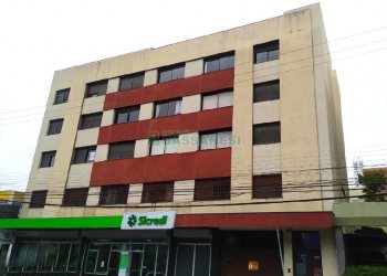 Apto Mobiliado com 95m², 2 dormitórios, 1 vaga, no bairro Centro em Caxias do Sul para Alugar