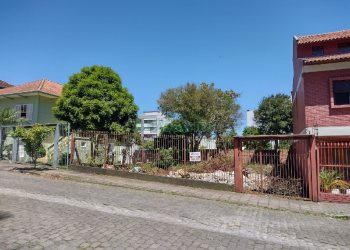 Terreno, no bairro Panazzolo em Caxias do Sul para Comprar