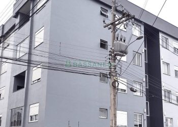 Apartamento com 61m², 2 dormitórios, 1 vaga, no bairro Charqueadas em Caxias do Sul para Comprar