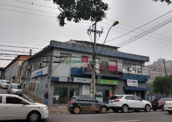 Pavilhão com 1000m², no bairro Centro em Caxias do Sul para Comprar