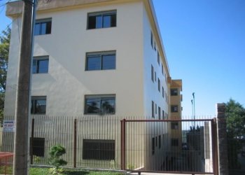 Apartamento com 72m², 2 dormitórios, 1 vaga, no bairro Petrópolis em Caxias do Sul para Alugar