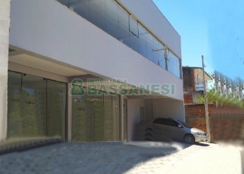 Loja com 90m², no bairro Centro em Caxias do Sul para Alugar