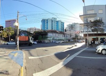 Casa Comercial com 200m², no bairro Centro em Caxias do Sul para Alugar