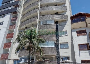 Apartamento com 186m², 3 dormitórios, 4 vagas, no bairro Pio X em Caxias do Sul para Comprar