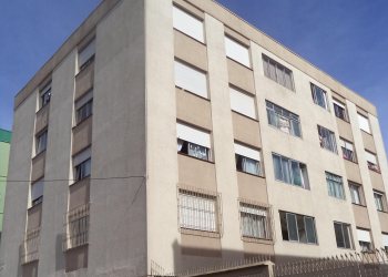 Apartamento com 85m², 2 dormitórios, 1 vaga, no bairro São Pelegrino em Caxias do Sul para Alugar
