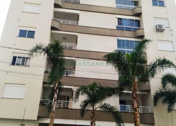 Apartamento com 63m², 2 dormitórios, 2 vagas, no bairro Nossa Senhora da Saúde em Caxias do Sul para Comprar
