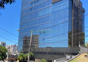 Sala Mobiliada com 20m², no bairro Lourdes em Caxias do Sul para Alugar