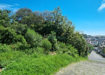 Terreno, no bairro Sao Caetano em Caxias do Sul para Comprar