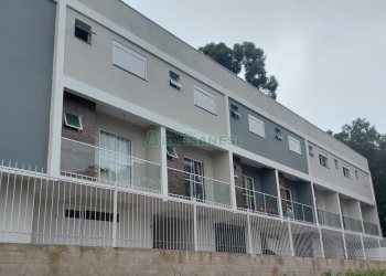 Casa com 56m², 2 dormitórios, 1 vaga, no bairro São Luiz em Caxias do Sul para Comprar
