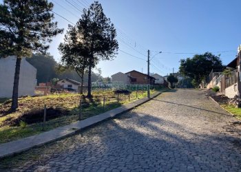 Terreno com 410m², no bairro Nossa Senhora da Saúde em Caxias do Sul para Alugar ou Comprar