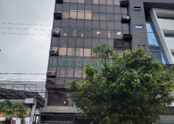 Sala com 52m², 1 vaga, no bairro Centro em Caxias do Sul para Comprar