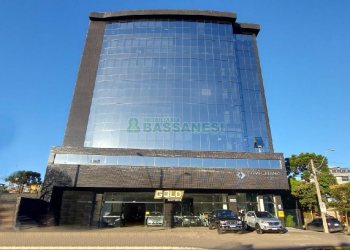 Sala com 107m², 1 vaga, no bairro Floresta em Caxias do Sul para Alugar