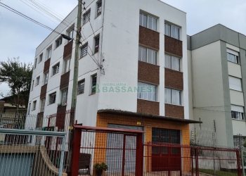 Predio, 2 dormitórios, 1 vaga, no bairro Centro em Caxias do Sul para Comprar