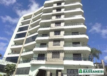 Apartamento com 154m², 3 dormitórios, 4 vagas, no bairro São Leopoldo em Caxias do Sul para Comprar