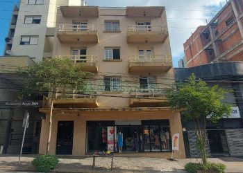Apartamento com 98m², 3 dormitórios, no bairro Centro em Caxias do Sul para Alugar