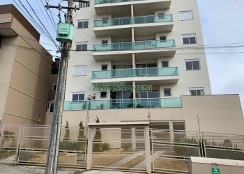 Apto Mobiliado com 65m², 2 dormitórios, 1 vaga, no bairro Desvio Rizzo em Caxias do Sul para Comprar