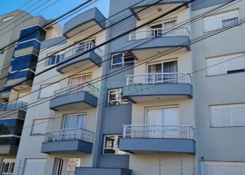 Apartamento com 110m², 3 dormitórios, 2 vagas, no bairro Universitário em Caxias do Sul para Comprar