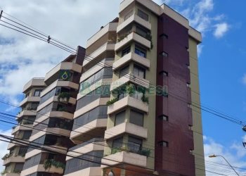 Apartamento com 230m², 2 dormitórios, 2 vagas, no bairro Centro em Caxias do Sul para Comprar