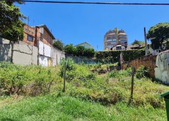 Terreno, no bairro Jardim América em Caxias do Sul para Comprar
