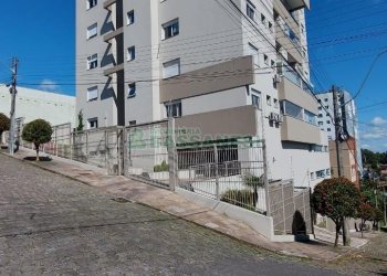 Apartamento com 68m², 2 dormitórios, 2 vagas, no bairro Charqueadas em Caxias do Sul para Comprar