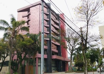 Loja com 330m², no bairro São Pelegrino em Caxias do Sul para Alugar