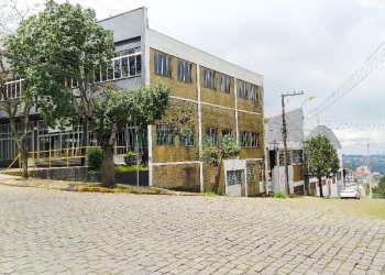 Loja com 784m², no bairro Panazzolo em Caxias do Sul para Alugar