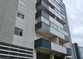 Apartamento com 89m², 3 dormitórios, 2 vagas, no bairro São Pelegrino em Caxias do Sul para Comprar