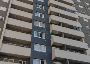 Apartamento com 85m², 3 dormitórios, 2 vagas, no bairro Centro em Caxias do Sul para Comprar