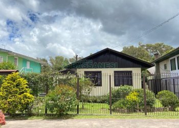 Casa com 102m², 2 dormitórios, no bairro Desvio Rizzo em Caxias do Sul para Comprar