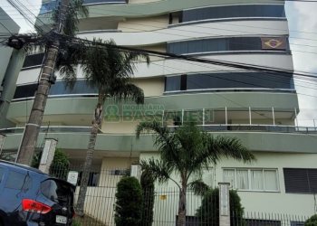 Apartamento com 145m², 3 dormitórios, 2 vagas, no bairro Villagio Iguatemi em Caxias do Sul para Comprar