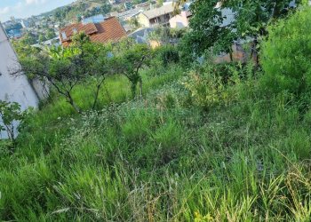 Terreno, no bairro Universitário em Caxias do Sul para Comprar