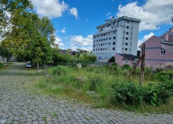 Terreno, no bairro Nossa Senhora da Saúde em Caxias do Sul para Comprar