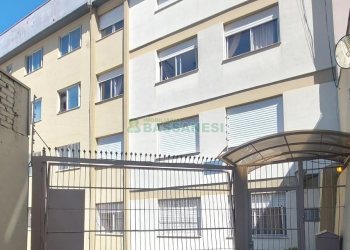 Apartamento com 72m², 2 dormitórios, 1 vaga, no bairro Centro em Caxias do Sul para Alugar