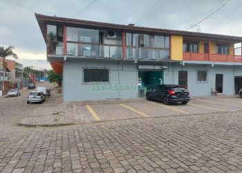 Loja com 211m², no bairro Kayser em Caxias do Sul para Alugar