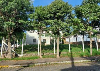 Terreno com 450m², no bairro Panazzolo em Caxias do Sul para Alugar