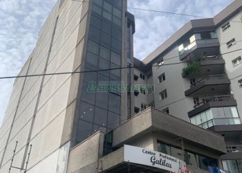 Sala com 47m², no bairro Centro em Caxias do Sul para Alugar