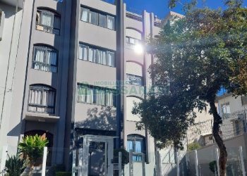 Apto Mobiliado com 141m², 3 dormitórios, 2 vagas, no bairro Panazzolo em Caxias do Sul para Comprar