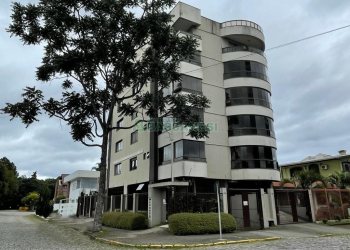 Apartamento com 138m², 2 dormitórios, 2 vagas, no bairro Saint Etienne em Caxias do Sul para Alugar