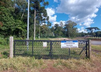 Chácara, no bairro Nossa Senhora das Graças em Caxias do Sul para Comprar