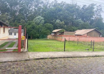 Terreno, no bairro Cidade Nova em Caxias do Sul para Comprar
