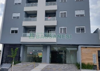 Apartamento com 57m², 2 dormitórios, 1 vaga, no bairro Kayser em Caxias do Sul para Comprar