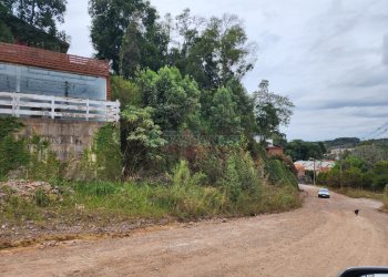 Terreno, no bairro Ana Rech em Caxias do Sul para Comprar