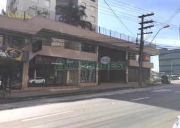 Loja com 64m², 2 vagas, no bairro Pio X em Caxias do Sul para Alugar
