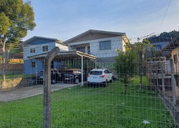 Casa com 128m², 3 dormitórios, 3 vagas, no bairro Desvio Rizzo em Caxias do Sul para Comprar