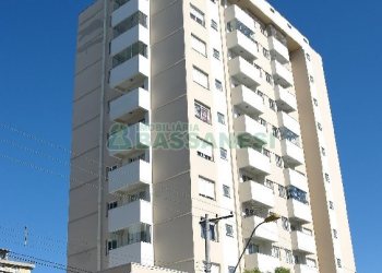 Apto Mobiliado com 50m², 1 dormitório, 1 vaga, no bairro Centro em Caxias do Sul para Alugar