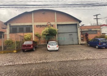 Pavilhão com 769m², no bairro São José em Caxias do Sul para Alugar