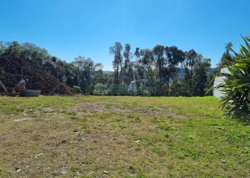 Terreno, no bairro Nossa Senhora da Saúde em Caxias do Sul para Comprar