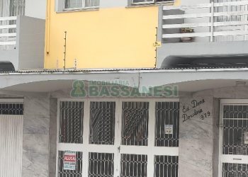 Loja com 90m², no bairro Centro em Caxias do Sul para Alugar