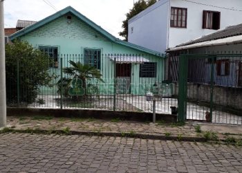 Casa com 80m², 2 dormitórios, 1 vaga, no bairro Santa Catarina em Caxias do Sul para Comprar